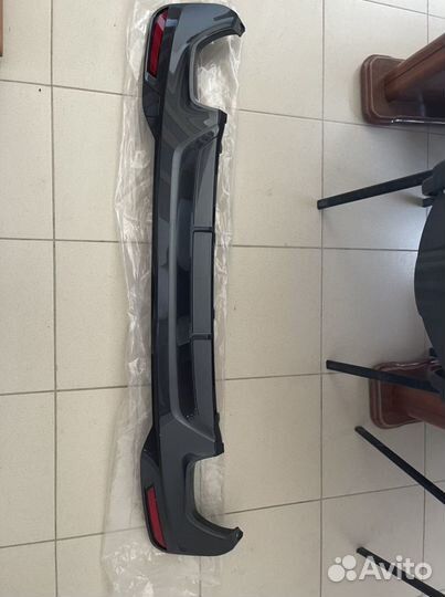 Задний диффузор оригинал BMW G30