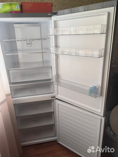 Холодильник Haier C4F744CMG