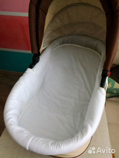 Бортик и матрас для коляски