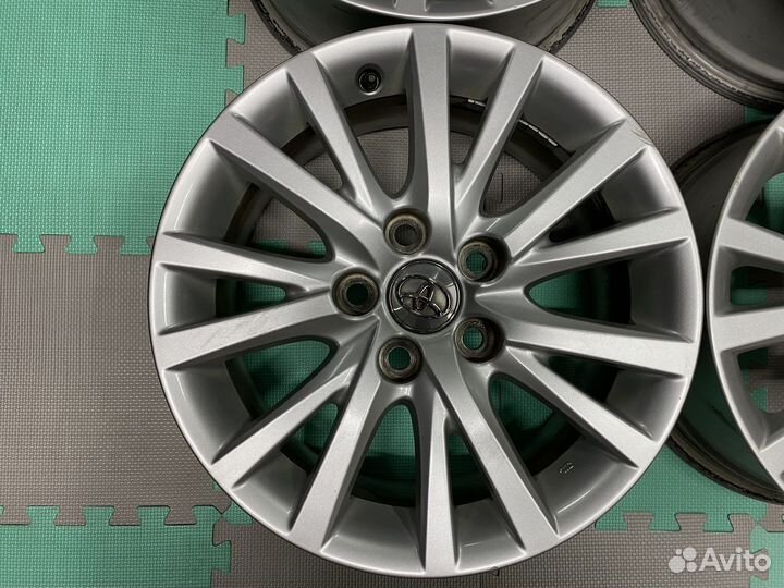 Комплект оригинальных дисков Toyota