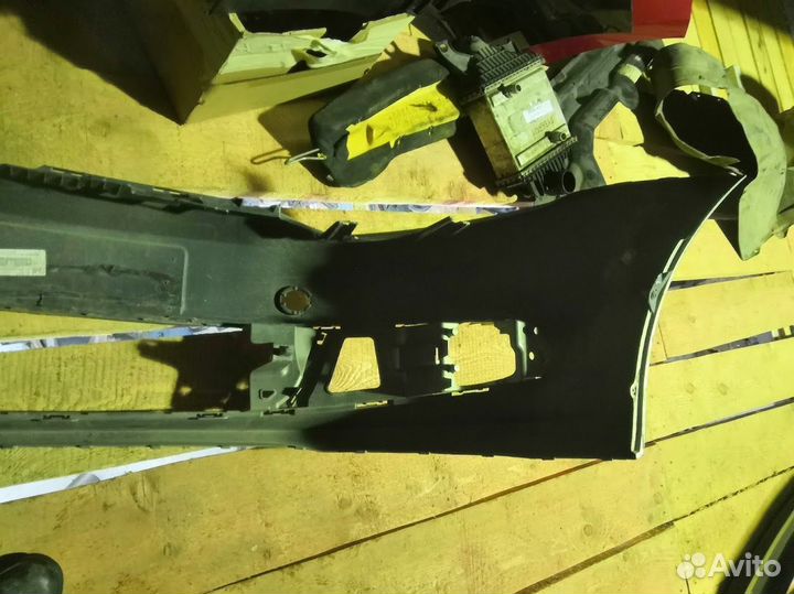 Бампер передний volkswagen polo 5 15-20 г