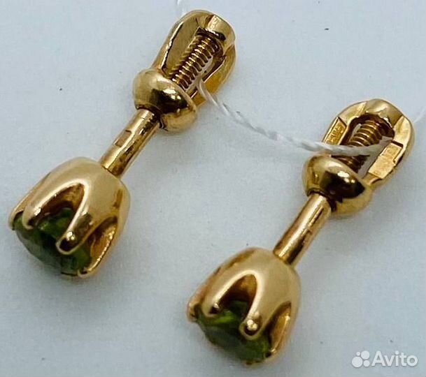 Серьги с камнем 585*