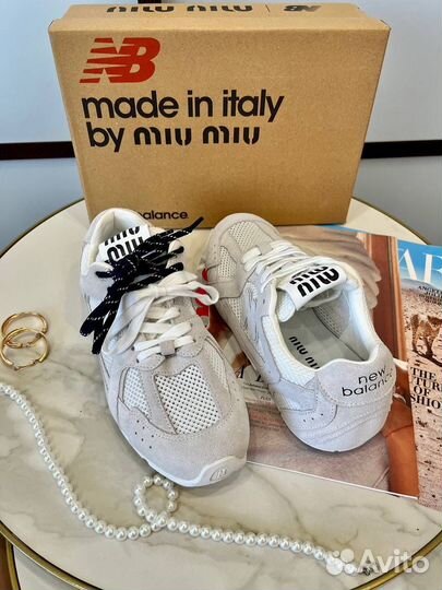 Кроссовки New Balance MIU MIU белый 36-41