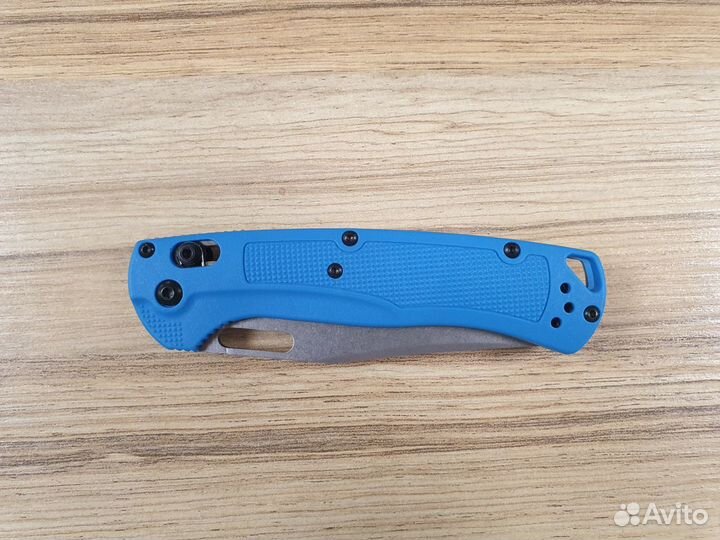 Реплика складного ножа Benchmade Taggedout 15535