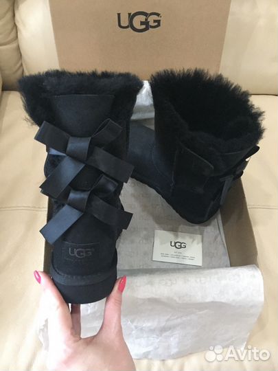 Натуральные Угги Ugg Australia Bailey Bow Black