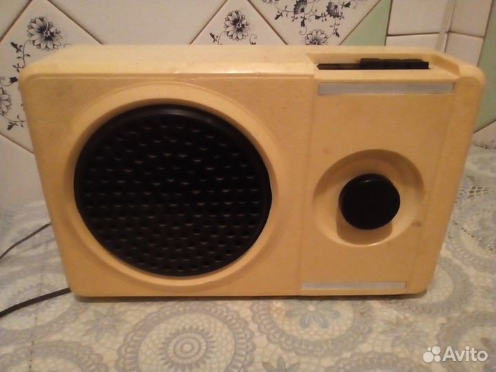 Радиоприёмник 3-программный Электроника-203