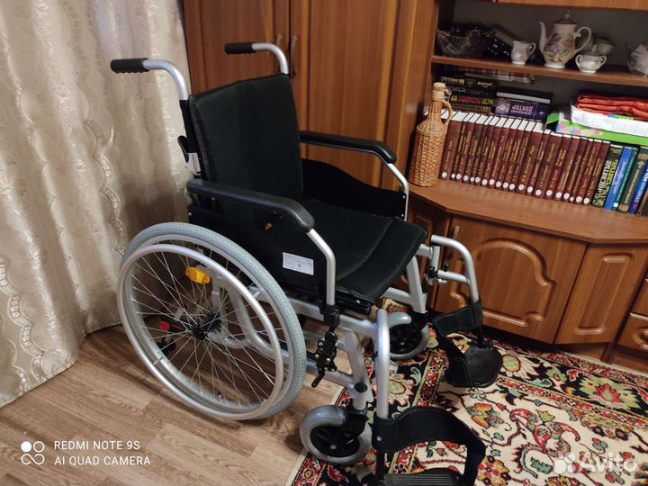 Инвалидная коляска новая