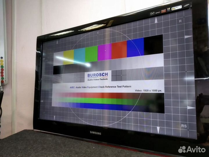 Ремонт телевизоров на дому и техники Apple iPhone
