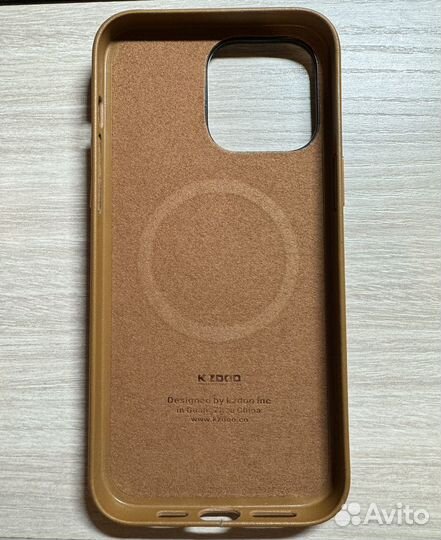 Кожаный чехол на iPhone 14 pro max