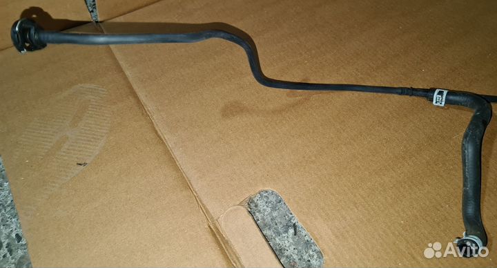 Трубка расширительного бачка Mercedes W447 OM651