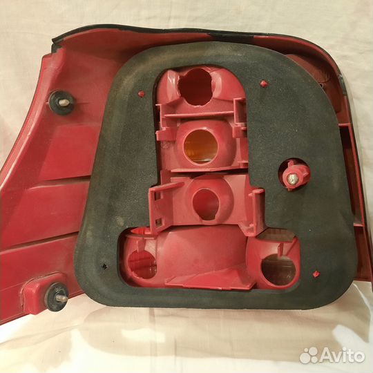 Задний фонарь правый Фольксваген Гольф 4