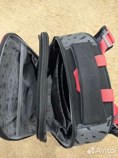 Рюкзак школьный