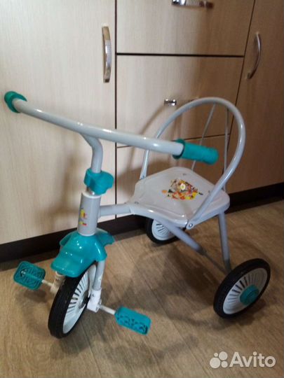 Трехколесный велосипед