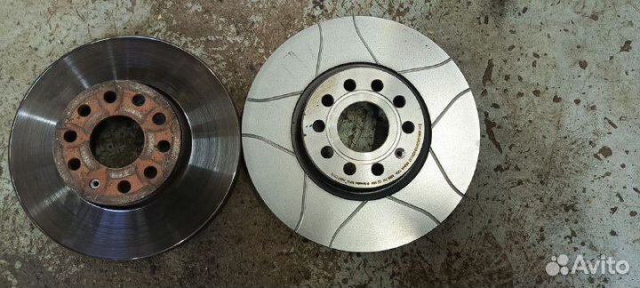 Передние тормозные диски brembo 09.9772.75