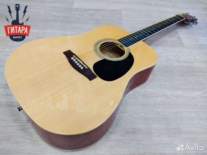 Акустическая гитара новая