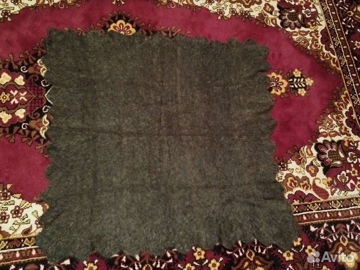 Пуховый платок шаль