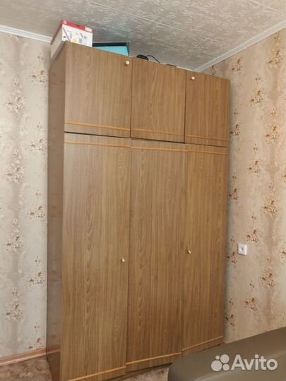 Прихожая, шкаф
