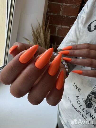 Маникюр и педикюр