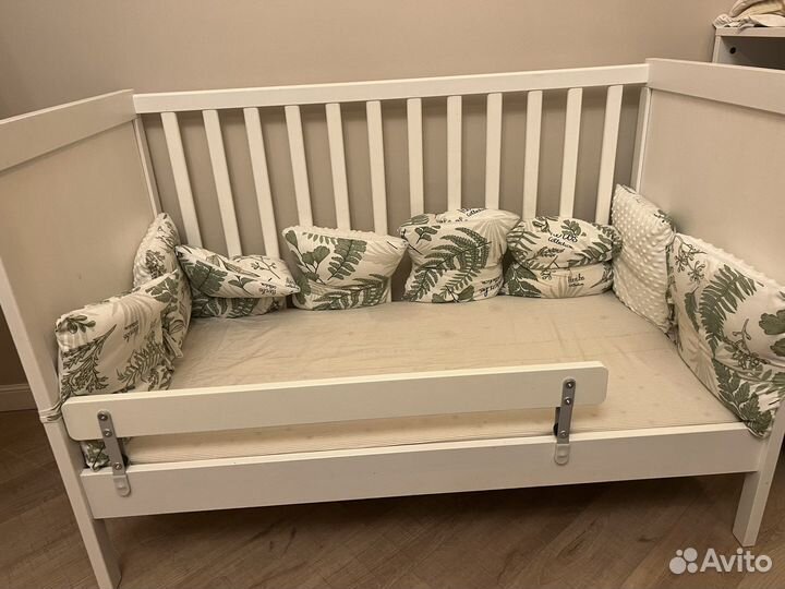 Кроватка + пеленальный стол с хранением икеа