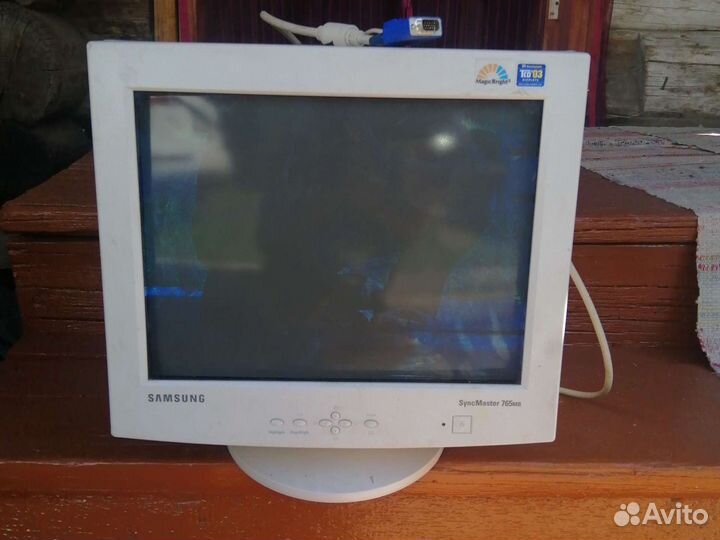 Монитор Samsung SyncMaster 765MB 17