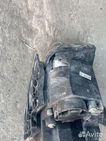 Фара сан Young Актион