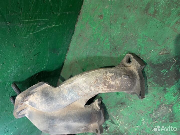 Коллектор выпускной ваз 2112