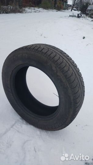 Bridgestone Ice Cruiser 7000 225/65 R17 106T