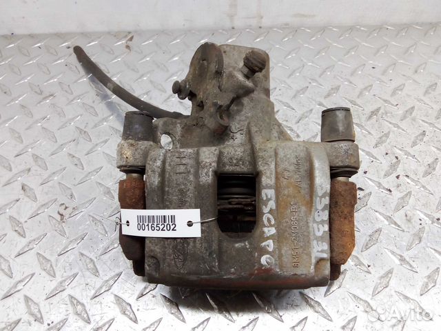 Суппорт задний левый Ford Escape 3