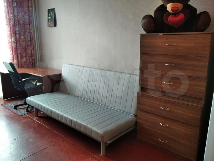 Комната 18 м² в 1-к., 2/4 эт.