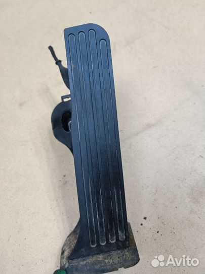 Педаль газа Пассат Б6 Дизель