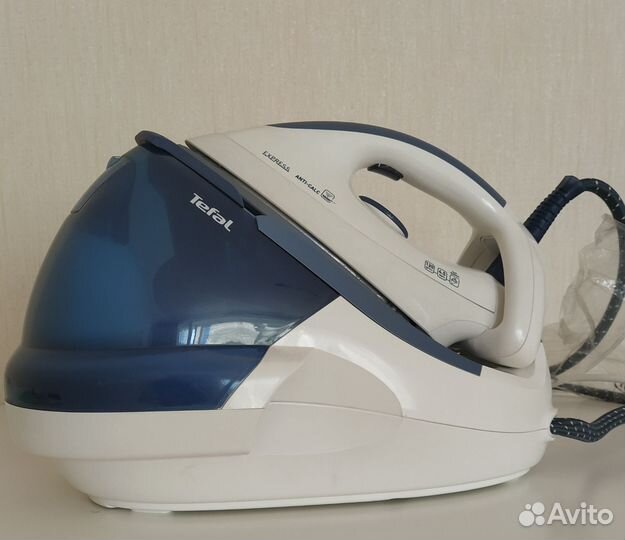 Утюг с парогенератором tefal