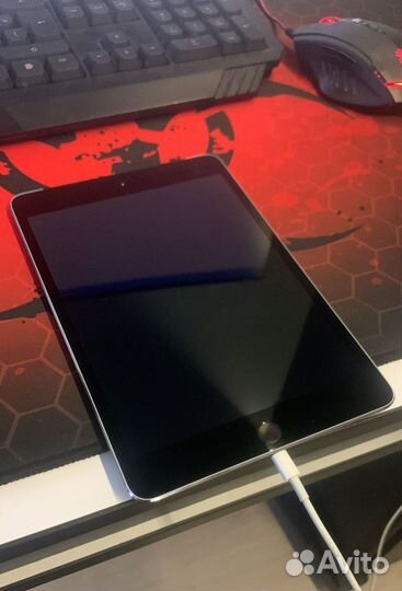 iPad mini 4 128gb Sim