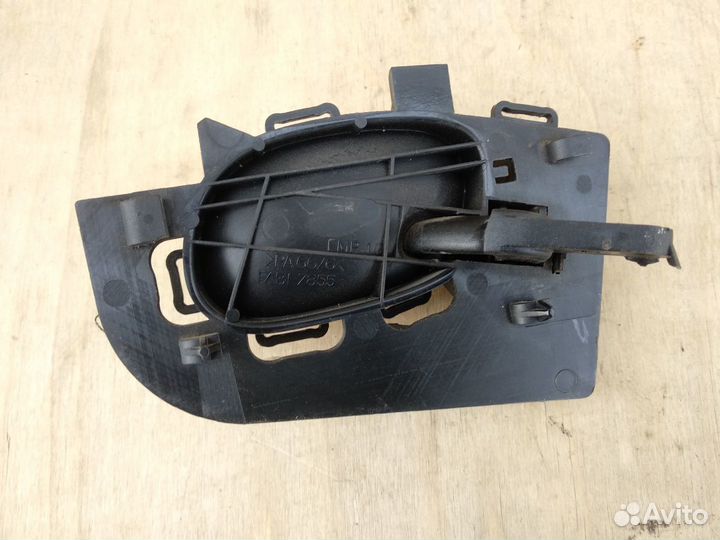 Ручка внутренняя задней левой двери Пежо 206