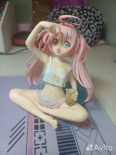 Аниме фигурка