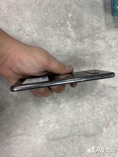 Samsung Galaxy S10, 6/128 ГБ