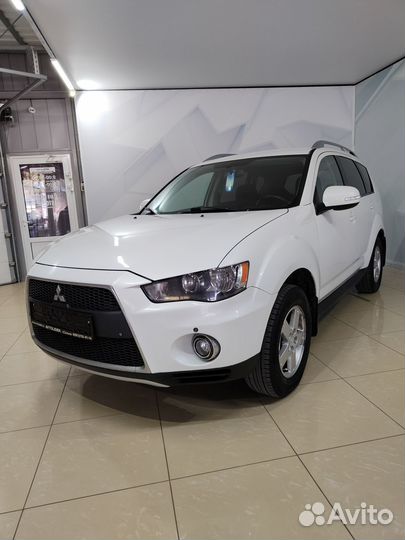 Mitsubishi Outlander 2.0 CVT, 2010, 218 146 км