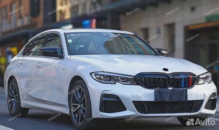 Решетка радиатора BMW 3 G20 триколор