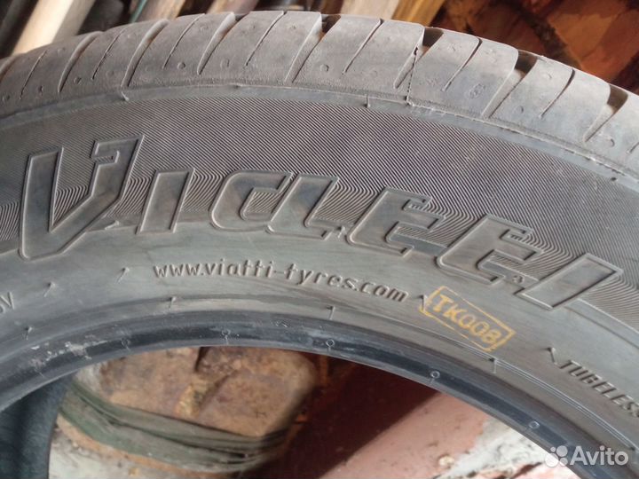 Viatti Strada Asimmetrico V-130 205/65 R16