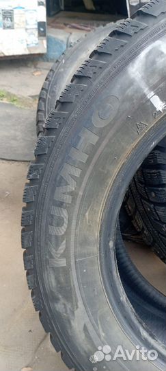 Kumho I'Zen KW22 215/65 R16