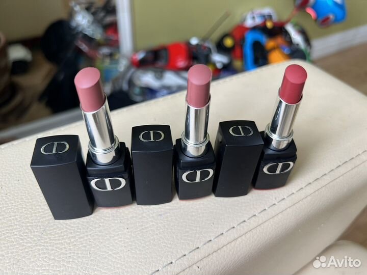 Помада dior rouge forever