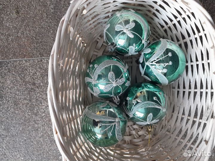 Набор елочных игрушек шарики сосулки