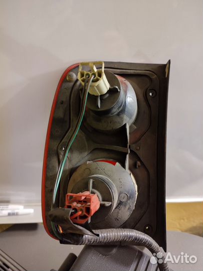 Фонарь задний правый Land Rover Freelander 1