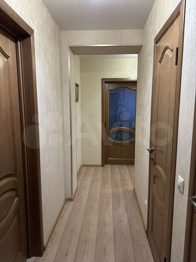 2-к. квартира, 65 м², 3/10 эт.