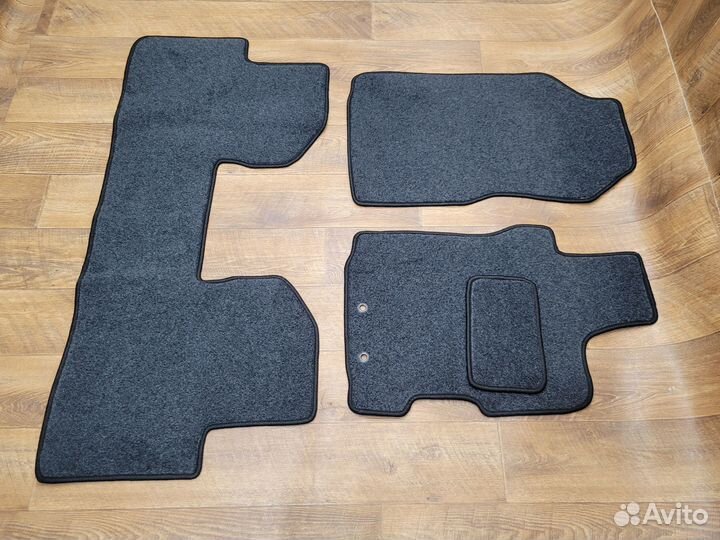 Коврики в салон Honda Stream 2 (2006-2014)