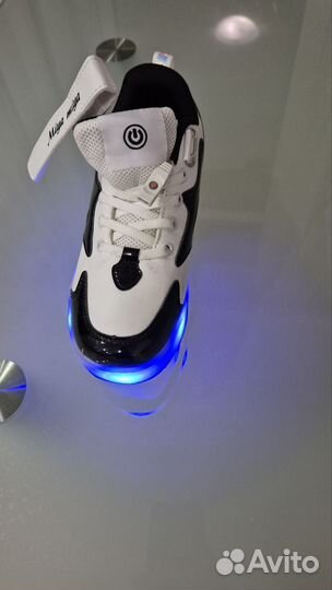 Роликовые кроссовки на 2-х роликах светящиеся