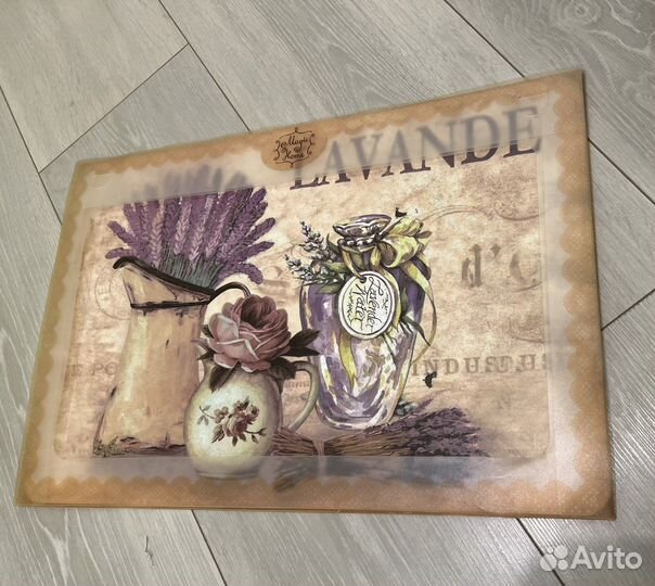 Новый набор салфеток на обеденный стол