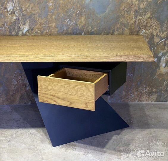 Компьютерный стол письменный