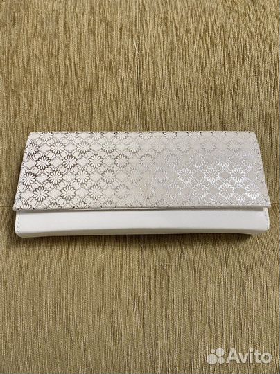 Клатч женский белый