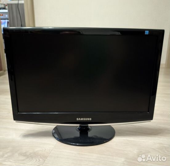 Монитор Samsung 2033sw