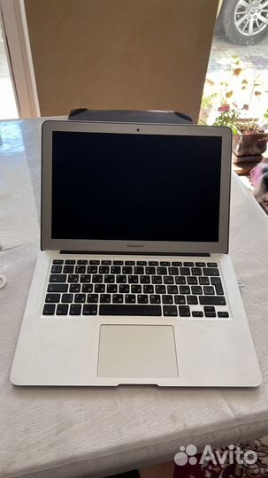 Mac book Air 13 1,6 Ghz 2-х ядерный Intel Core I5